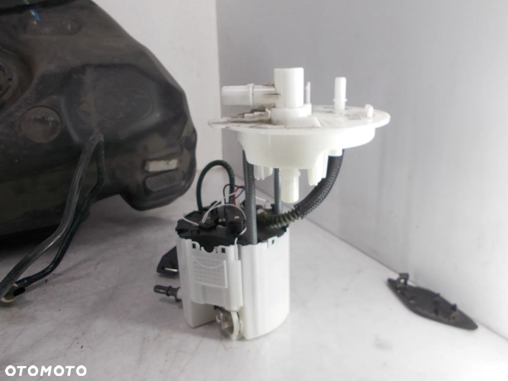 Zbiornik paliwa pompa wlew pływak Camaro VI ABS przewód popma hamulcowa serwo - 6