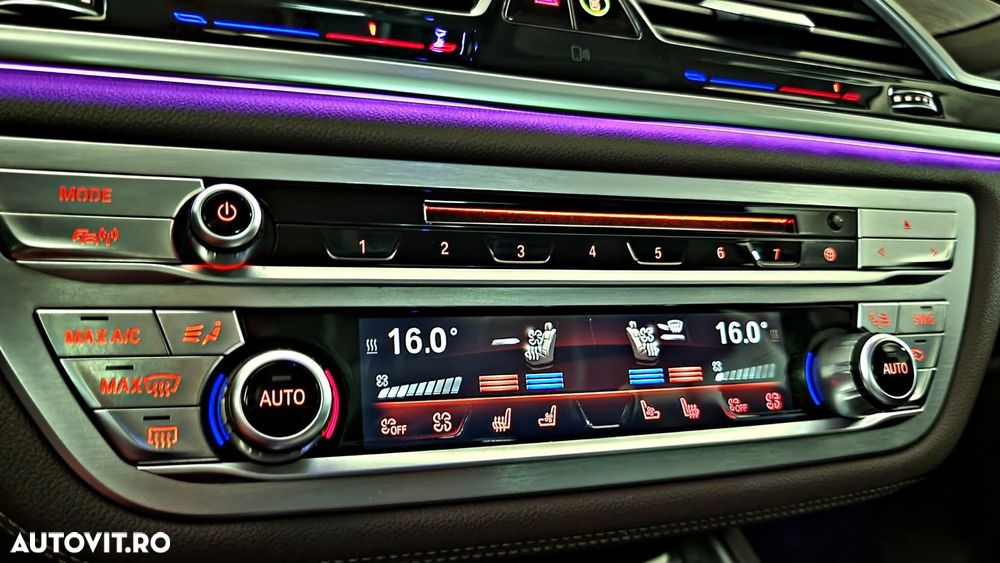BMW Seria 7 740i - 19