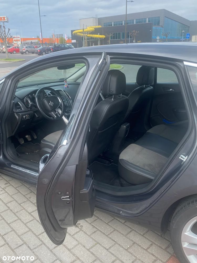Opel Astra IV 1.7 CDTI Cosmo - 15
