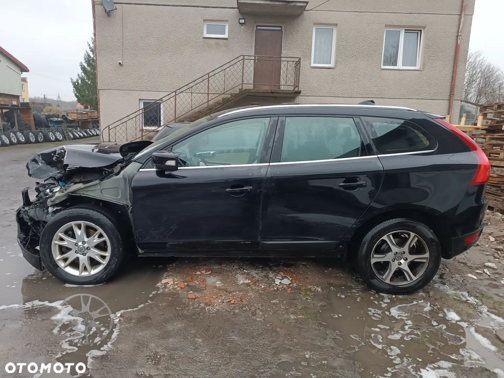 AUTO NA CZĘŚCI -VOLVO XC60 NA CZĘŚCI ĆWIARTKA BŁOTNIK POSZYCIE KLAPA ZDERZAK LAKIER 452-46 Dostawa GWARANCJA !!! Ćwiartka Drzwi Podłużnica Wanna Cały na części !!! Alufelgi Koła Przód Tył Zestaw Komplet Drzwi Klapa Zderzak Błotnik Maska Grill Atrapa Szyba Pas Lampa Lusterko Boczki Fotel Kanapa Kokpit Deska Rozdzielcza Przełącznik Włącznik Sterownik Przewody Wiązka Instalacja Moduł Komputer Czujnik Listwa Pompa Alternator Wtryski Głowica Rozrusznik Kompresor Sprzęgło Dwumas Silnik Skrzynia ABS Klimatyzacji Paliwa Wspomagania Kolektor Turbina Przepustnica Zawór Chłodnica Koło Hak Belka Sanki Zawieszenie Mcpherson Półoś Amortyzator Wydech Tłumik Zacisk Most - 30