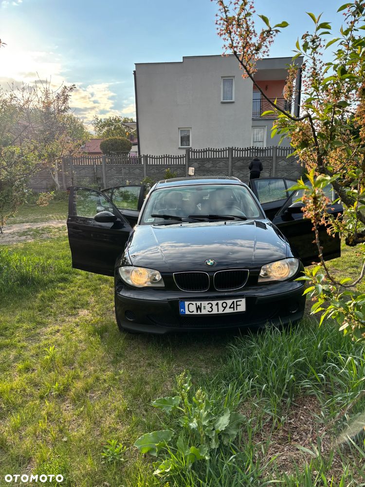 BMW Seria 1 116i - 8