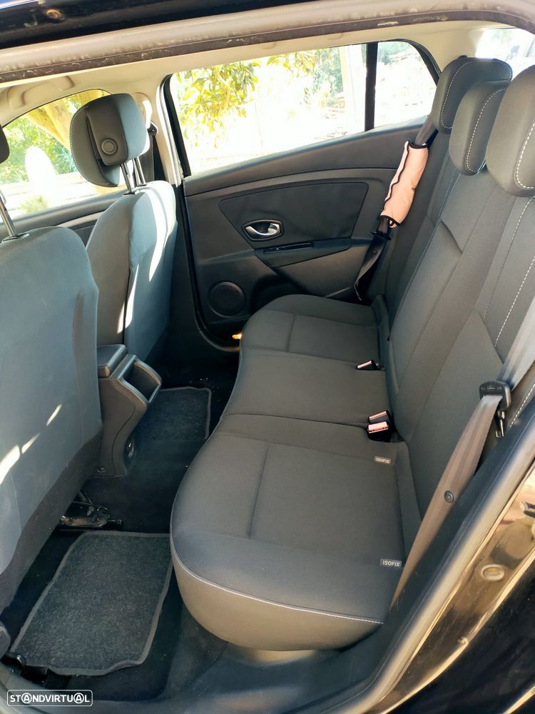 Renault Mégane Sport Tourer 1.5 dCi Dynamique CO2 Champion - 6