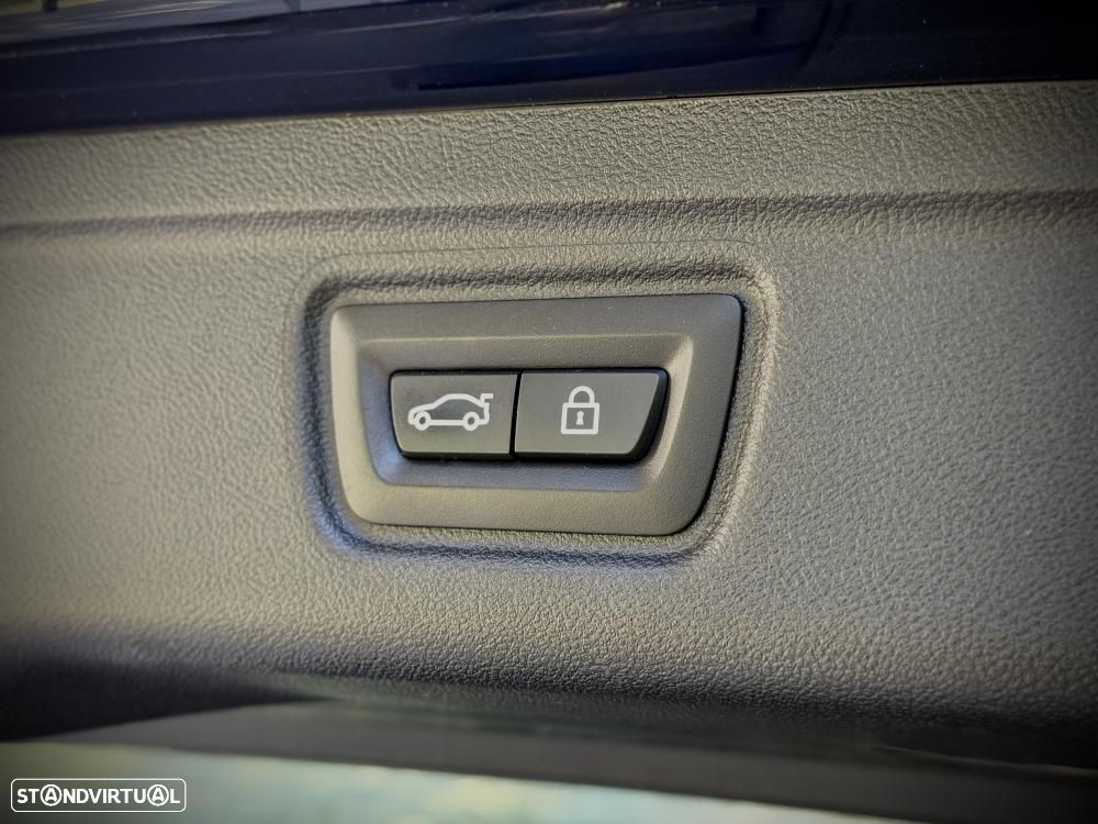 BMW 320 e Pack M Auto - 21