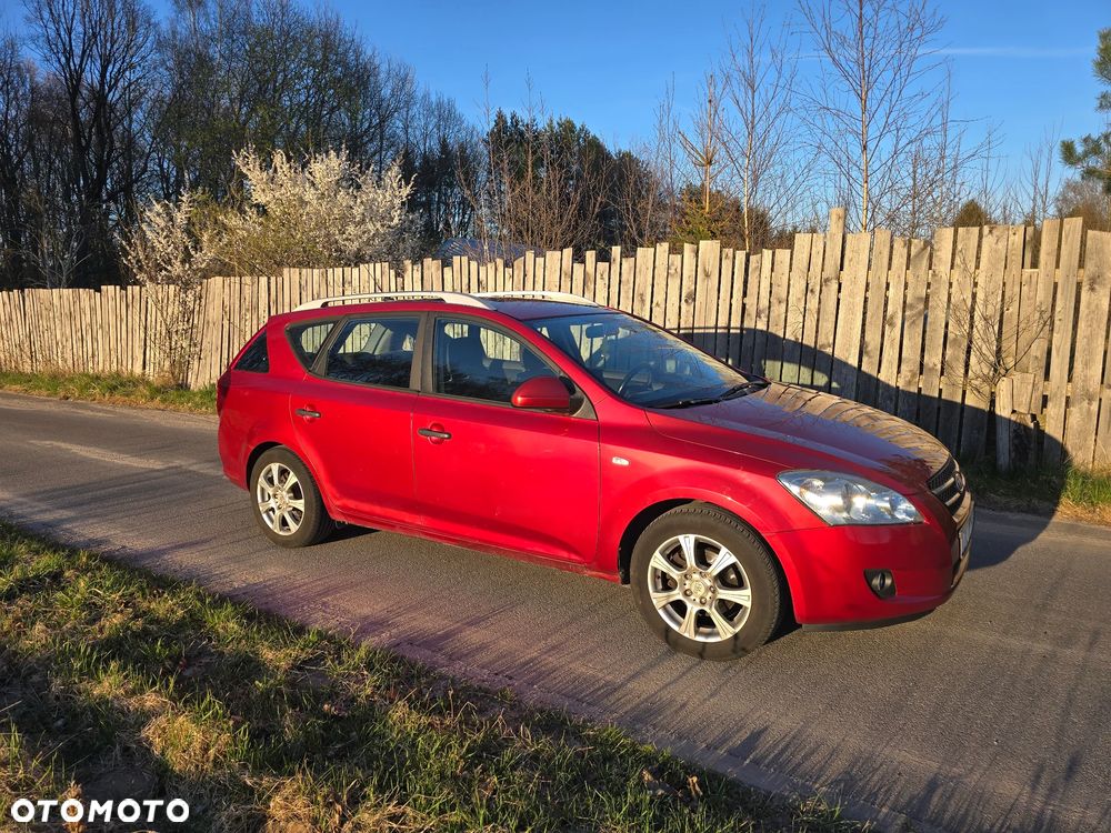 Kia Ceed 1.6 CVVT LX - 1