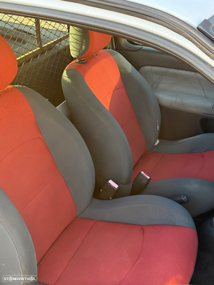 Renault Clio 1.5 dCi Confort - 6