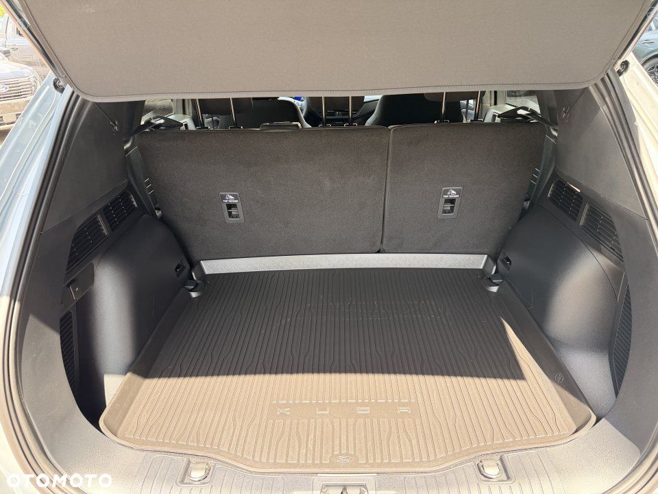 Ford Kuga - 20
