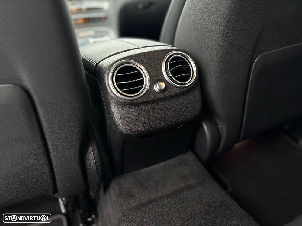 Mercedes-Benz C 300 de AMG Line - 35