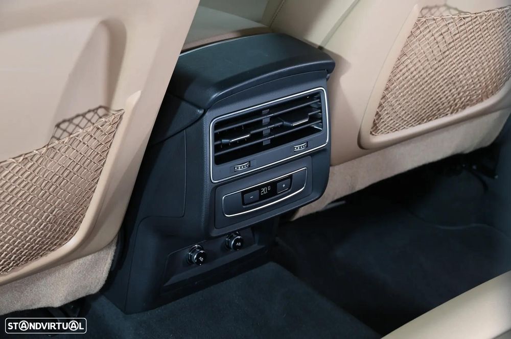 Audi Q8 55 TFSIe quattro Tiptronic - 41