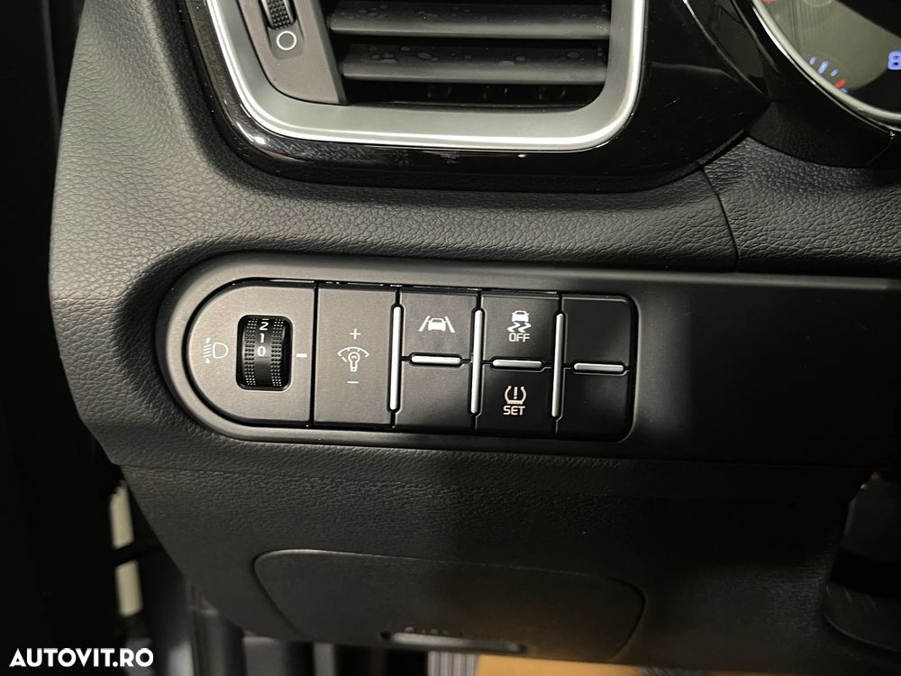 Kia Ceed 1.5 T-GDI OPF Vision - 19