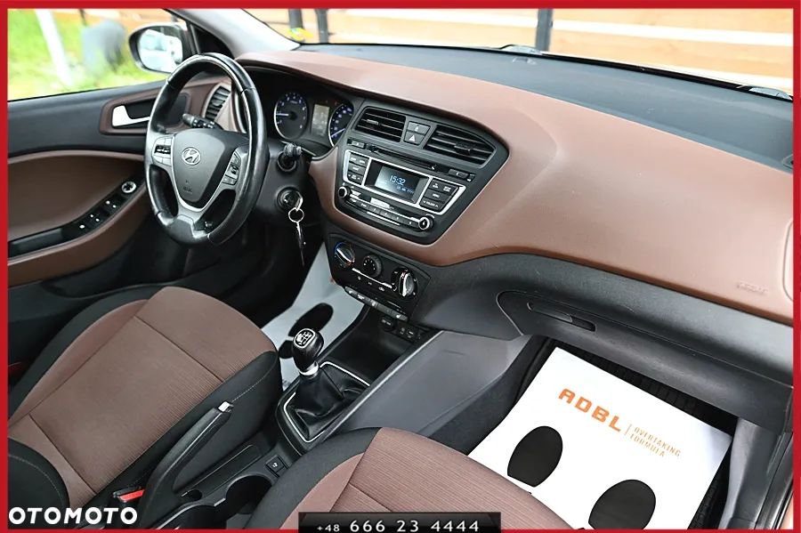 Hyundai i20 1.2 Elegant - 17
