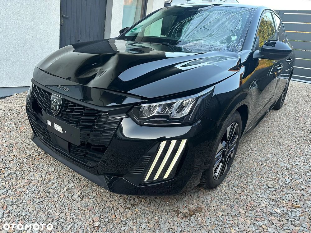 Peugeot 208 - 1