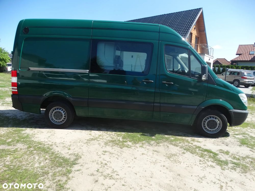 Mercedes-Benz Sprinter - 4