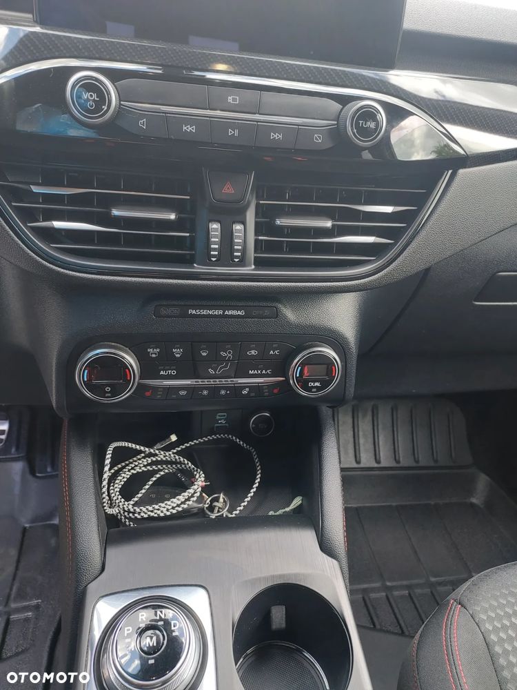 Ford Kuga 2.0 EcoBlue AWD ST-Line - 11