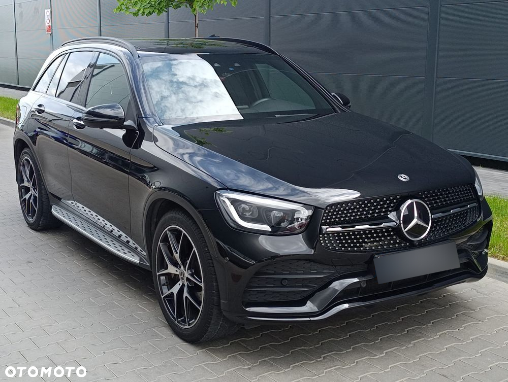 Mercedes-Benz GLC 300 d 4-Matic - 3