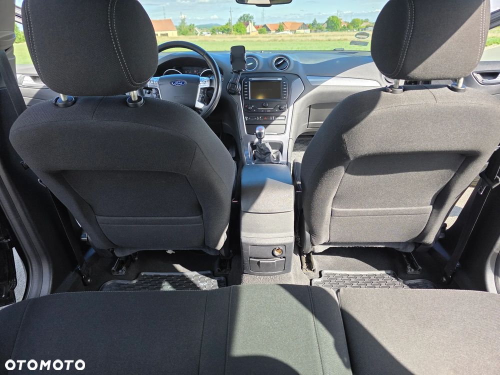 Ford Mondeo 1.6 TDCi Ambiente - 17