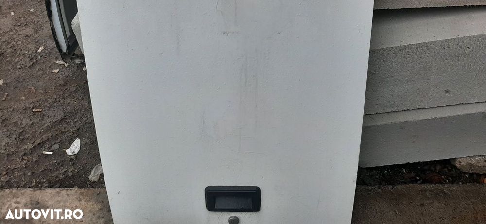 Cala portbagaj autobuz Otokar Sultan Mega din 2013 - 2