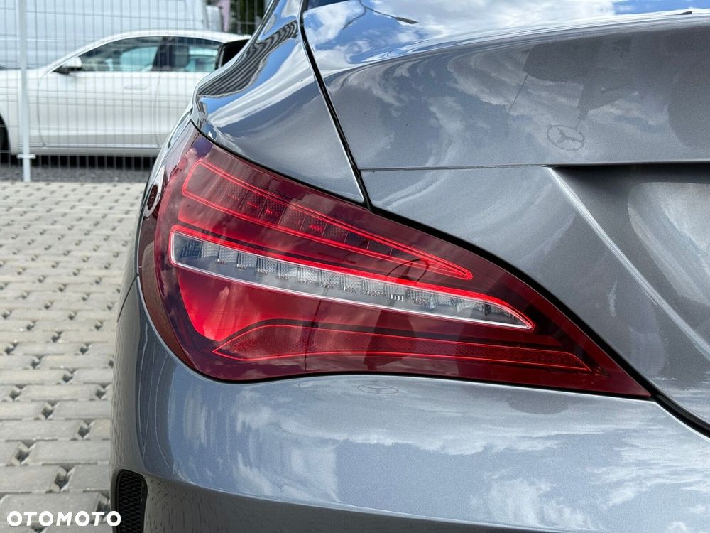 Mercedes-Benz CLA - 11