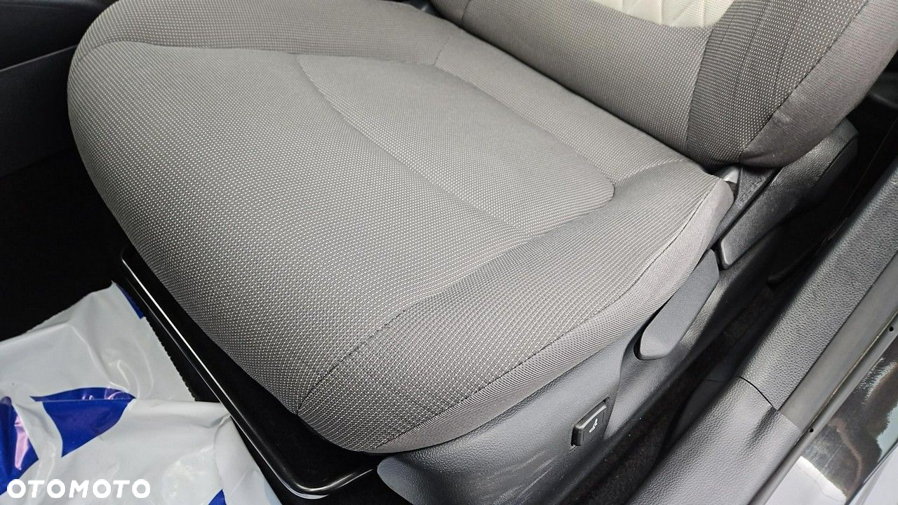 Toyota Corolla 1.6 Comfort - 12