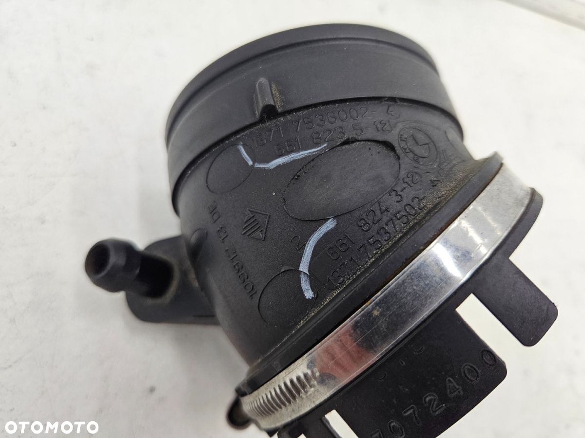 Rura BMW E81 E82 E87 E84 E90 E92 F25 N52 N53 2.5i 3.0i króciec łącznik dolotowy powietrza 7536002 - 7
