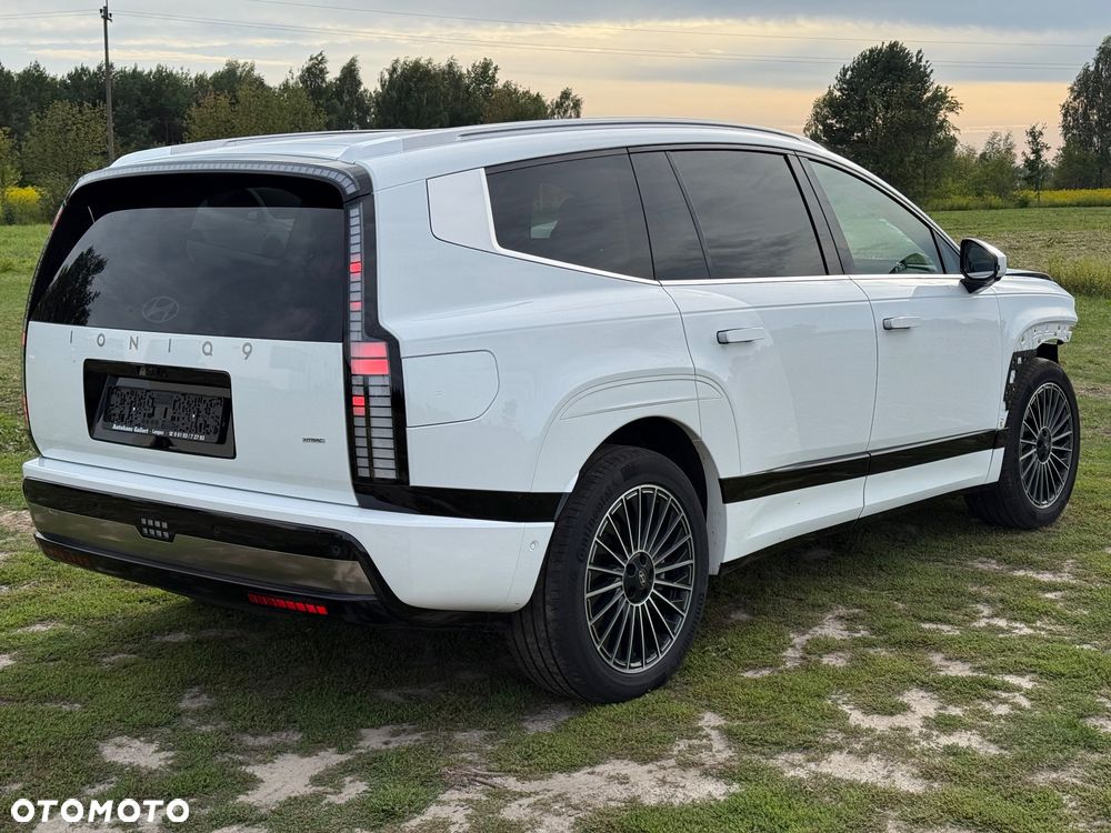 Hyundai IONIQ 9 110kWh Calligraphy AWD - 18