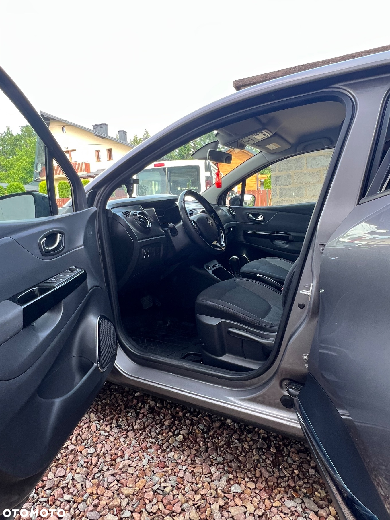 Renault Captur 1.2 TCe Intens EDC - 5