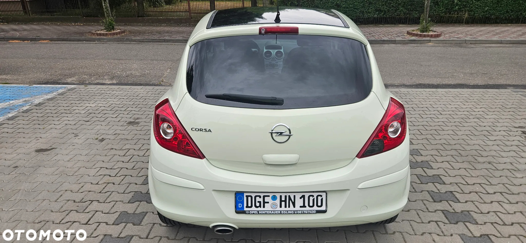 Opel Corsa 1.4 16V Satellite - 5