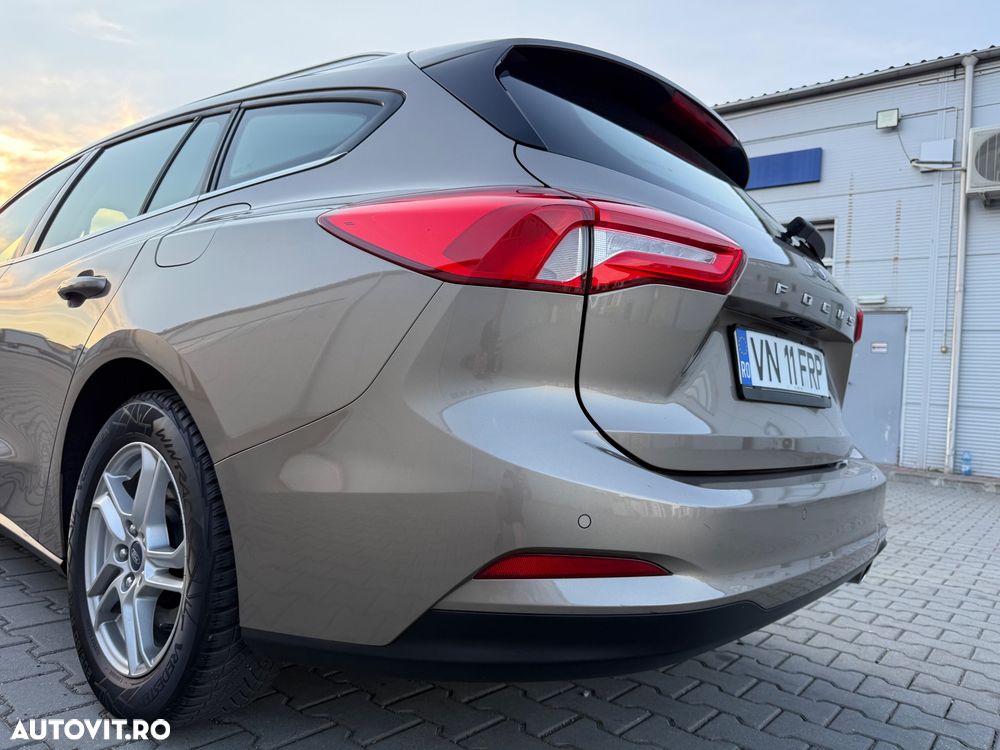 Ford Focus 1.5 TDCi DPF Start-Stopp-System Business - 26