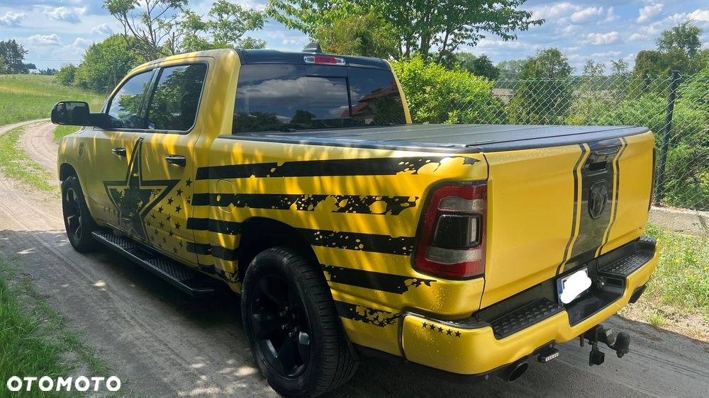 RAM 1500 Crew Cab Shortbed Bighorn - 4