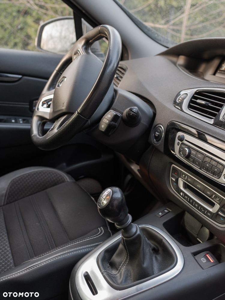 Renault Scenic Energy TCe 130 S&S Bose Edition - 10