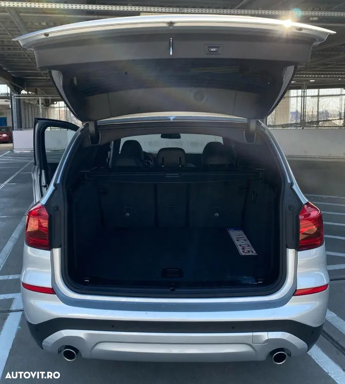 BMW X3 sDrive18d AT MHEV - 12