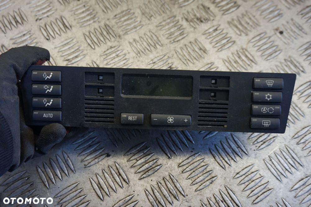 PANEL KLIMATYZACJI NAWIEWU 5 E39 8385927 BMW 1995-2000 - 1