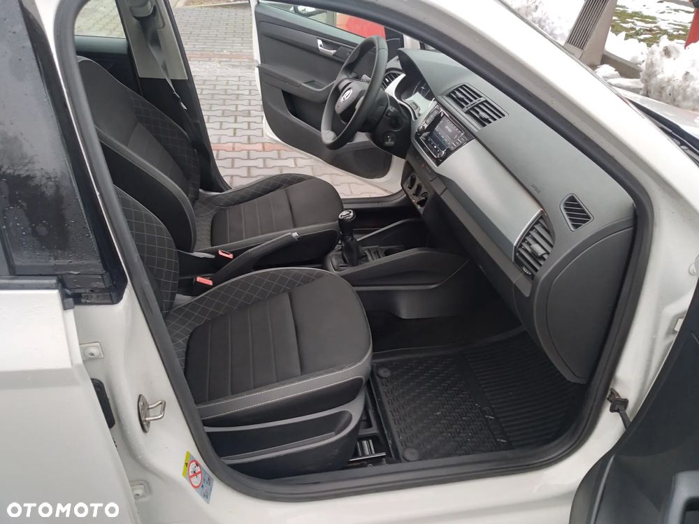 Skoda Fabia 1.0 TSI Ambition - 6