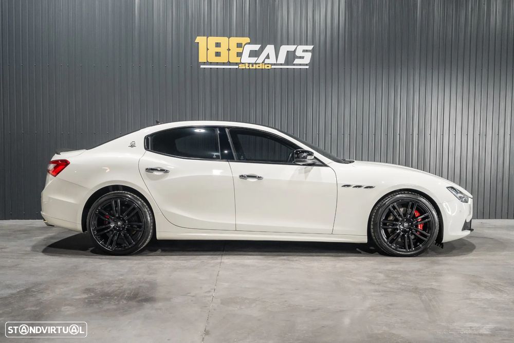 Maserati Ghibli 3.0 V6 - 39