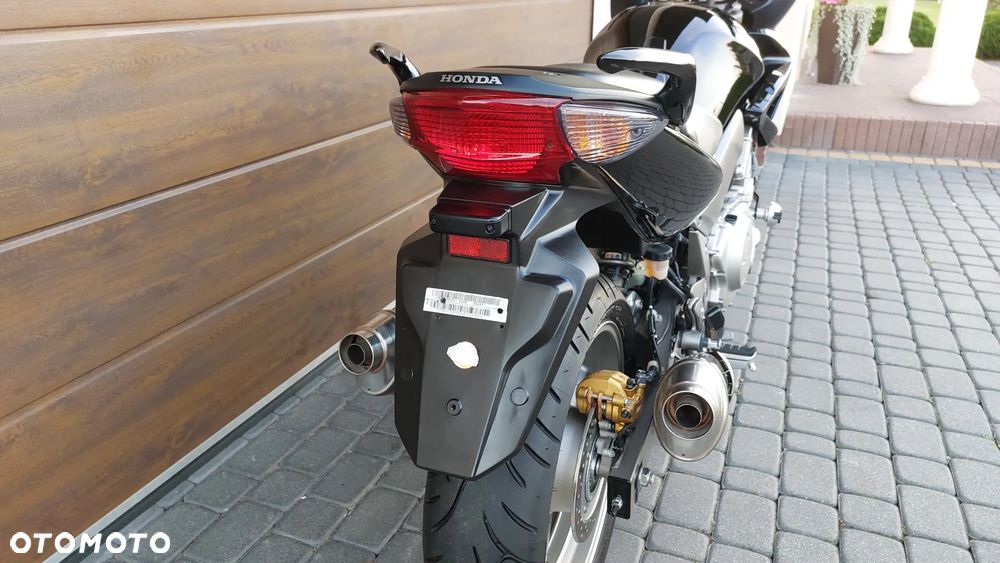 Honda CBF - 19