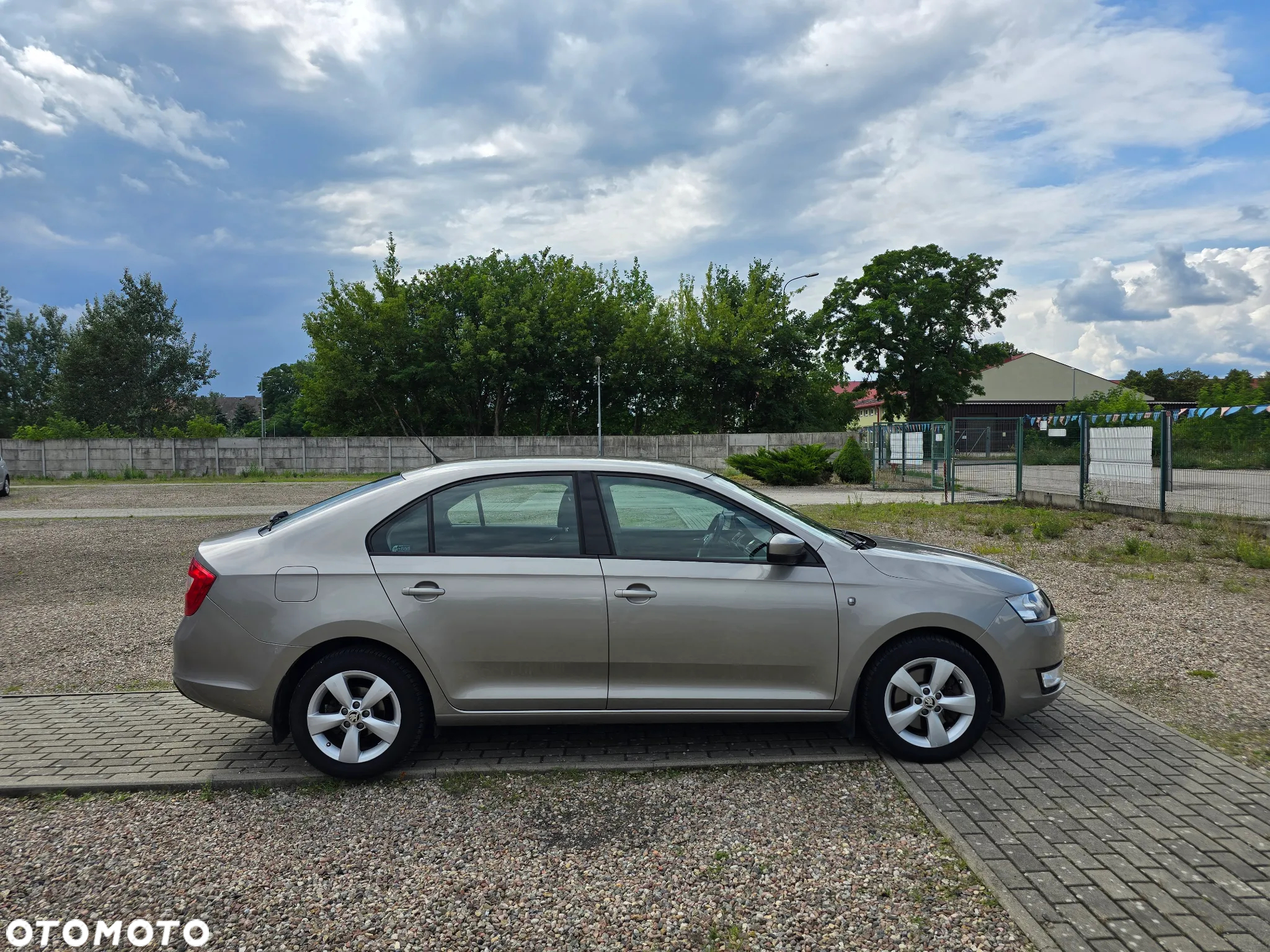 Skoda RAPID 1.2 TSI Ambition Max - 5