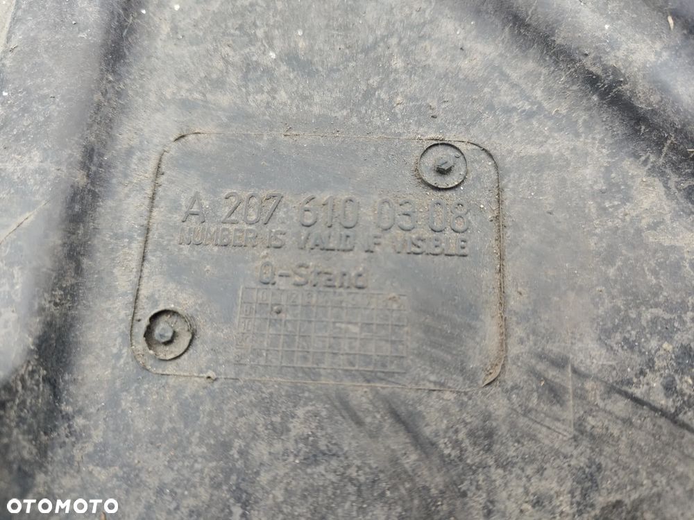 MERCEDES W207 E Coupe Osłona Podwozia Podłogi Lewa Prawa Ładne - 25