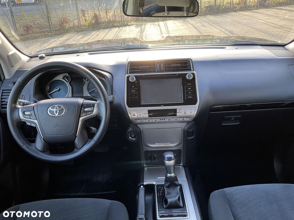 Toyota Land Cruiser LC 2.8 D-4D Prado - 11