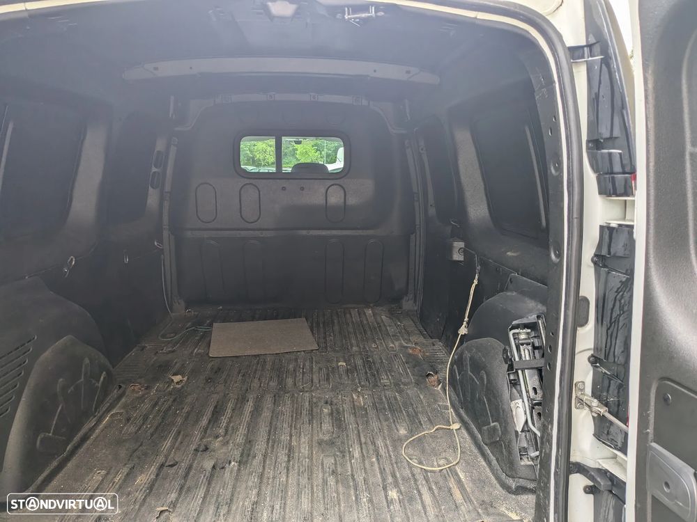 Renault Kangoo Maxi 3 lugares - 11