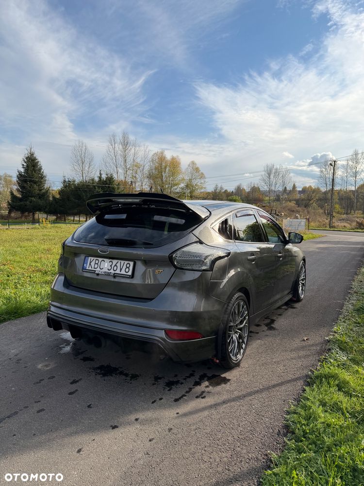 Ford Focus - 5