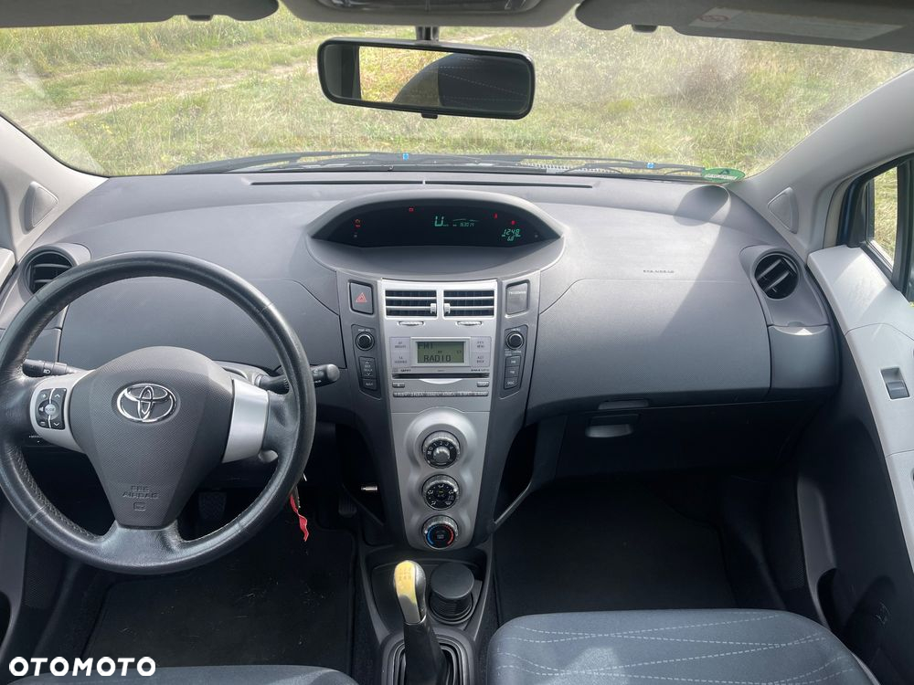 Toyota Yaris 1.3 Sol - 20