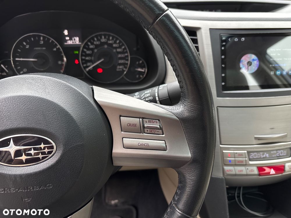 Subaru Legacy 2.0 D Sport - 30