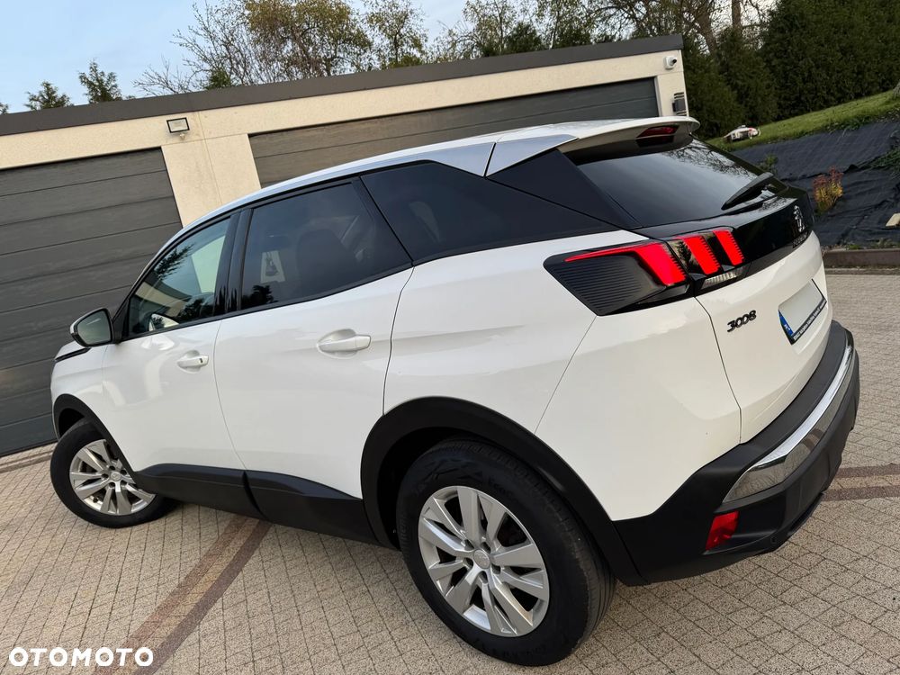 Peugeot 3008 1.5 BlueHDi Allure S&S - 15