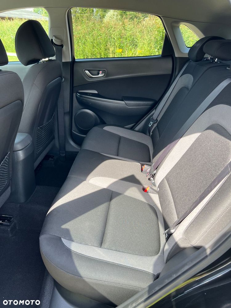 Hyundai Kona - 30