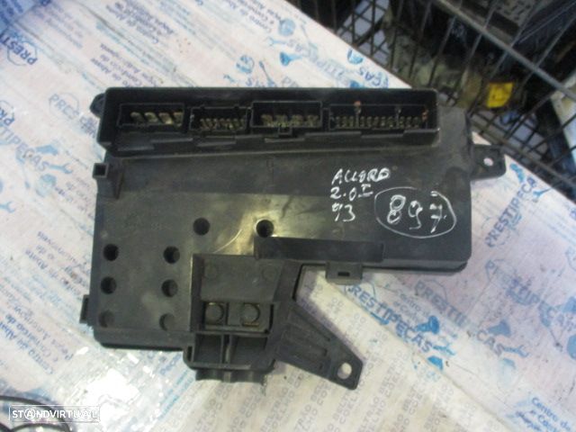 Caixa Fusiveis 3825ASN7G200 HONDA ACCORD 1993 2.0 I Honda - 1
