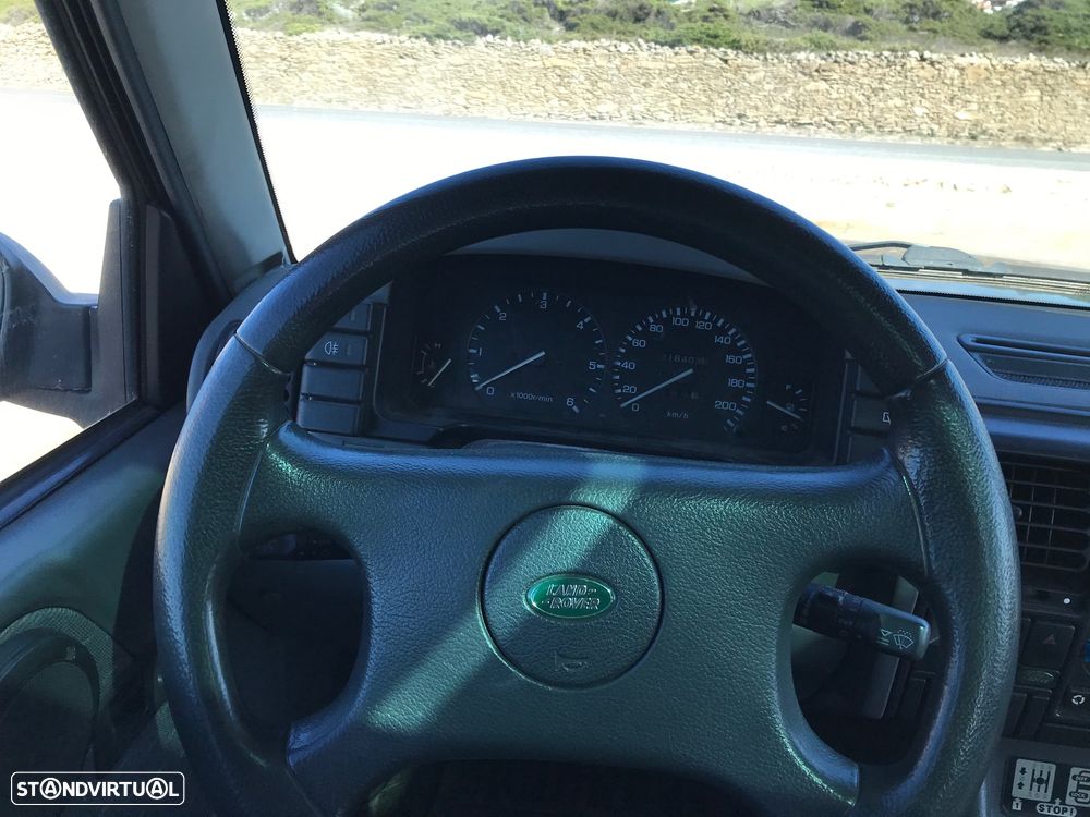 Land Rover Discovery 2.5 TDi - 11
