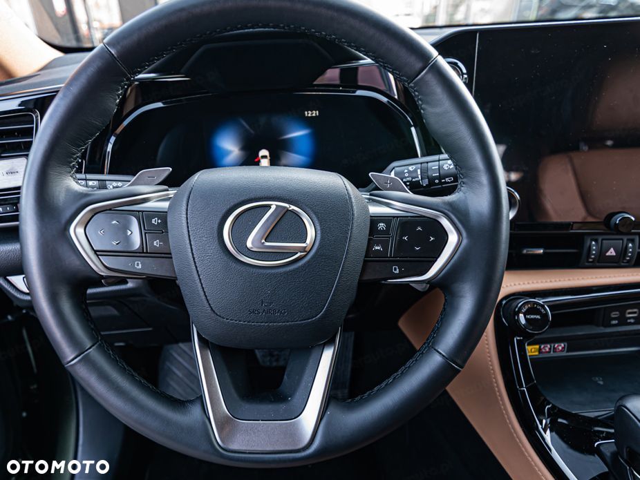 Lexus NX - 10