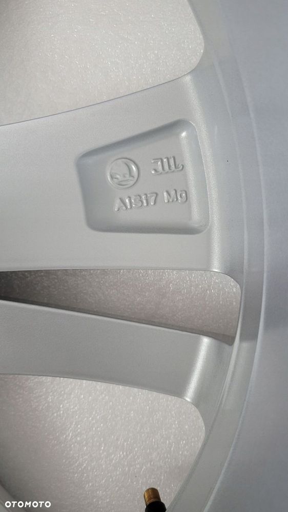 FELGA SKODA KODIAQ KAROQ 565 7x18 18 ET43 5X112 - 13