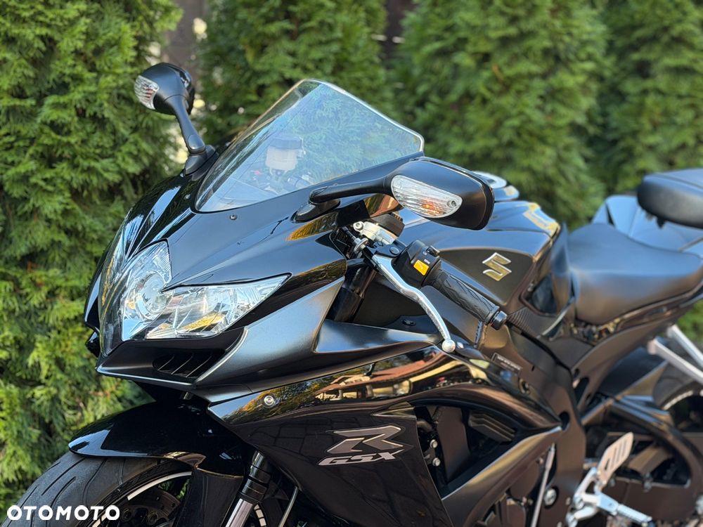Suzuki GSX-R - 17
