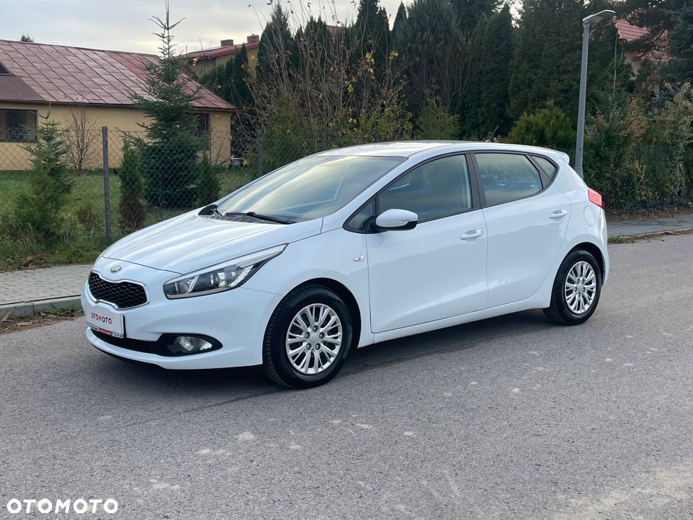Kia Ceed 1.4 CVVT Attract - 35
