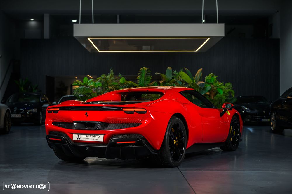 Ferrari 296 GTB - 17